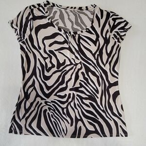 Worthington Zebra Print Short Sleeve Top